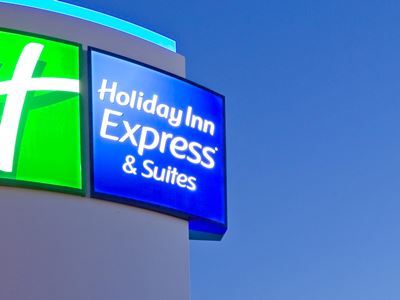 Holiday Inn Express & Suites Brentwood Exterior foto